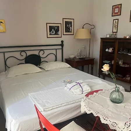 La Mammola *